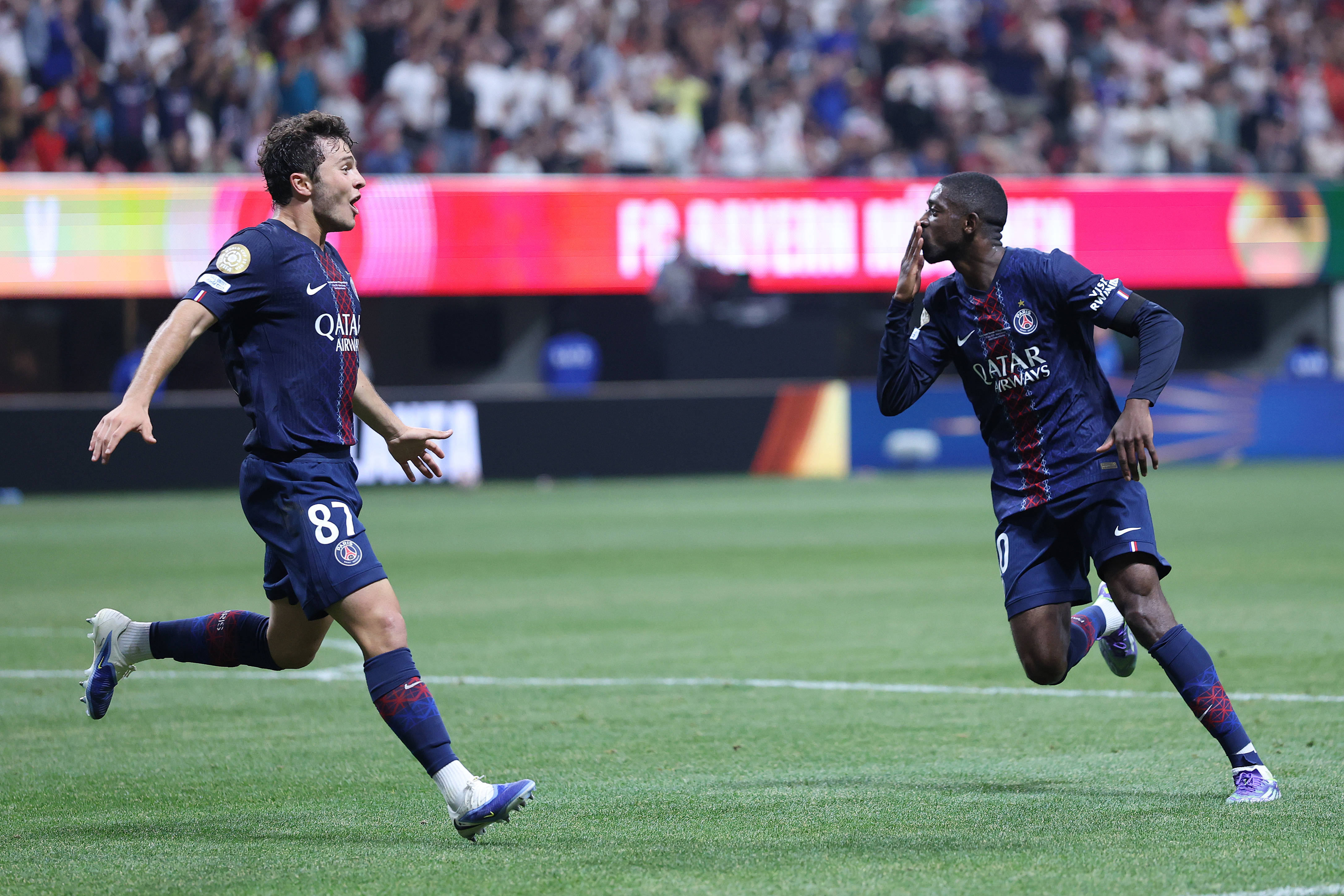 养伤近1年后复出？阿莫林：若马丁内斯进替补席，随时可登场