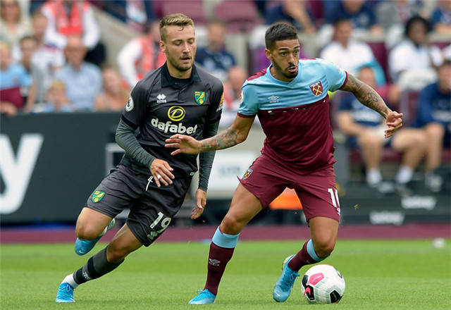 皇马一战3红6黄！金哨详解争议判罚：2红没问题，输球别怪裁判