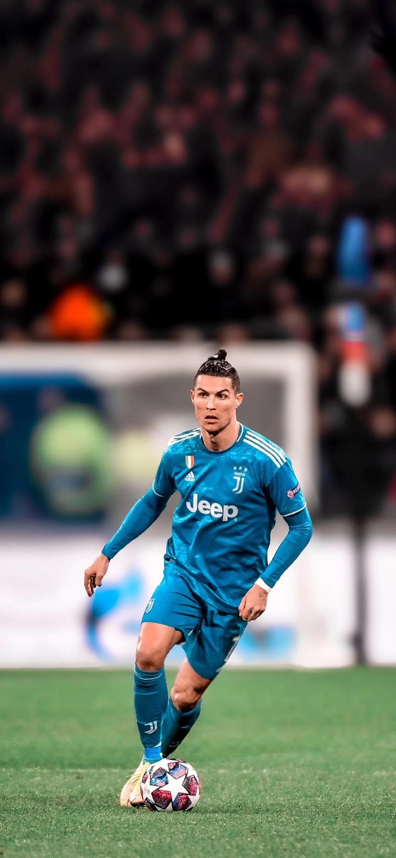 瓦拉内：现在的足球比赛太多了；未来可能会回皇马任职