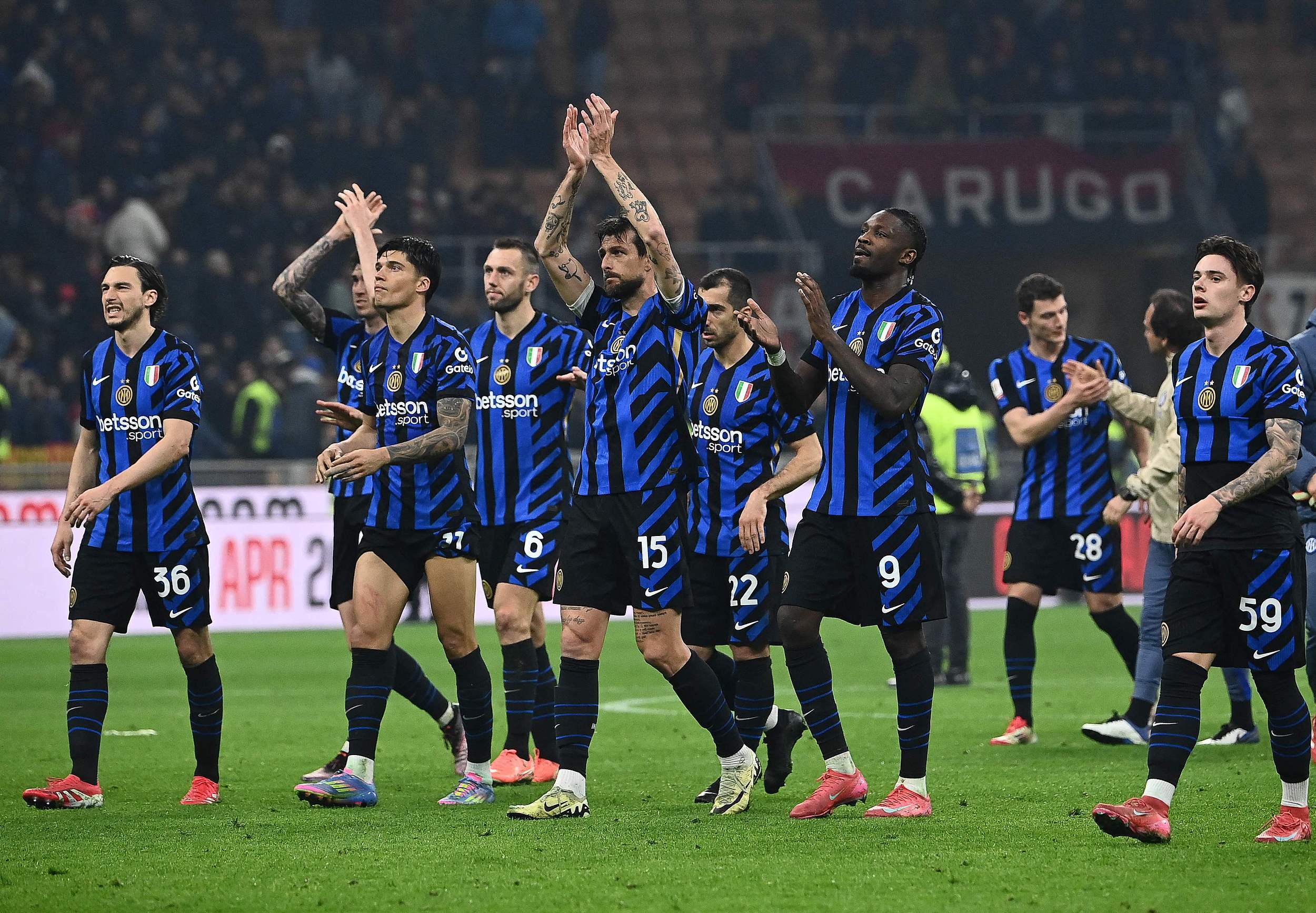 弗兰克：接手时觉得缺少6号位，帕利尼亚具有我们需要的特点