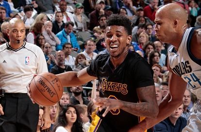 NBA：勇士VS凯尔特人第四节大战