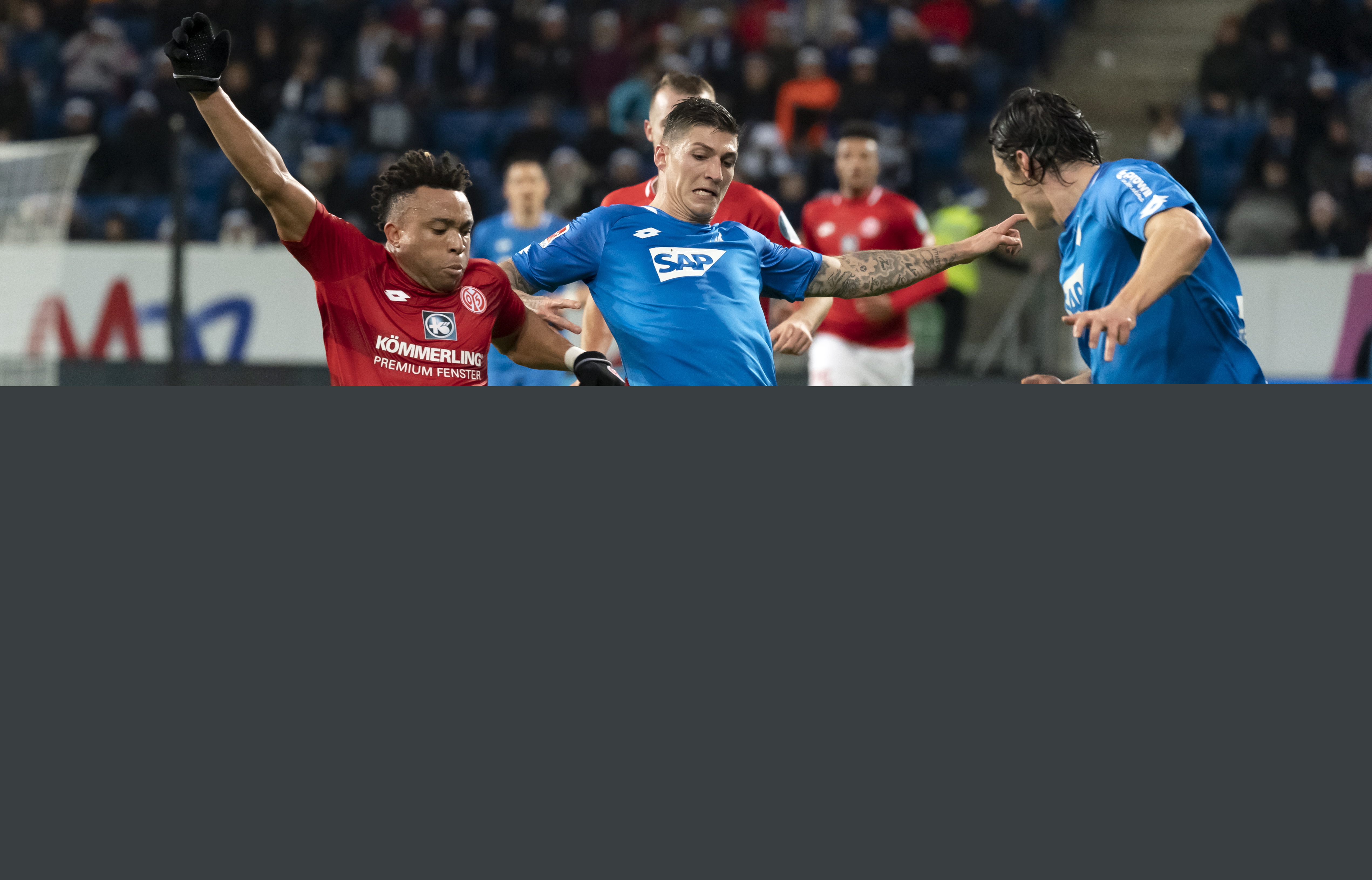 西班牙和乌拉圭迎来世界杯第三次交手，此前两次均战成平局